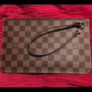 Damier Ebene Neverfull Pochette